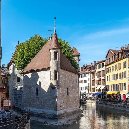 Apartment Pastel Annecy